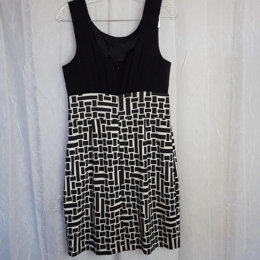 Trina Turk Geometric Sheath Dress - Picture 2 of 7